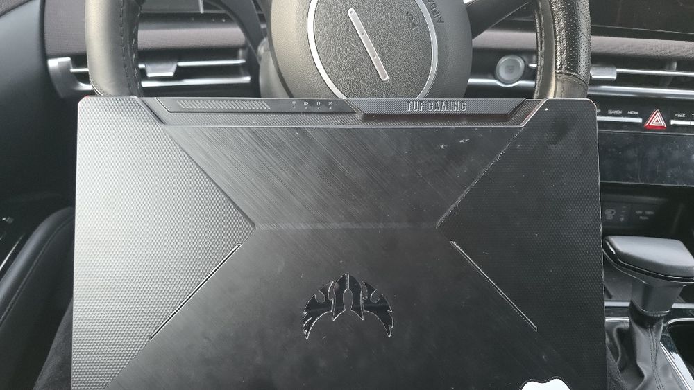 Ноутбук компьютер