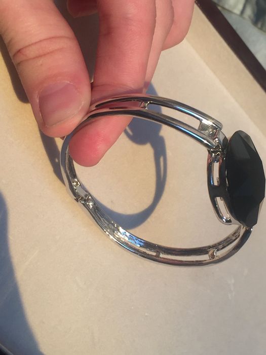 Браслеты в двух цветах