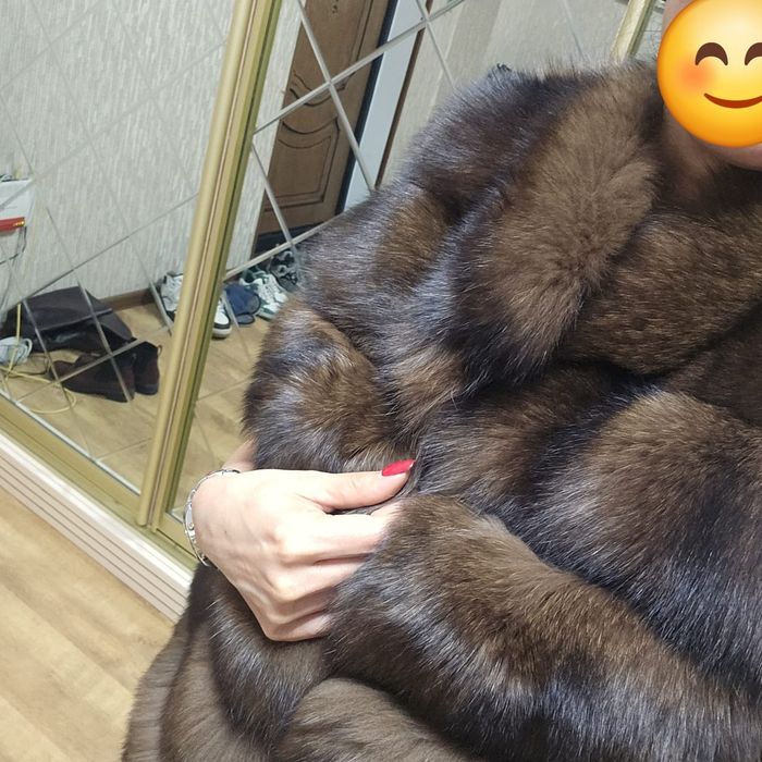 Продам жилетку новую