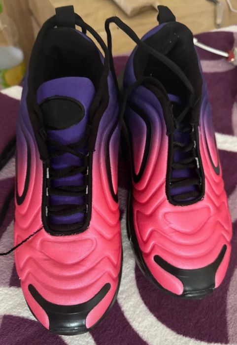Adidași colorați