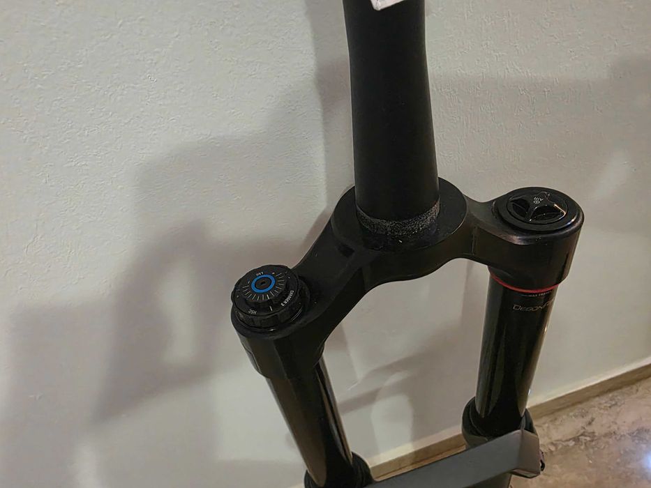 RockShox ZEB Ultimate Charger 3 RC2 29" DebonAir+ Tapered Boost 190mm