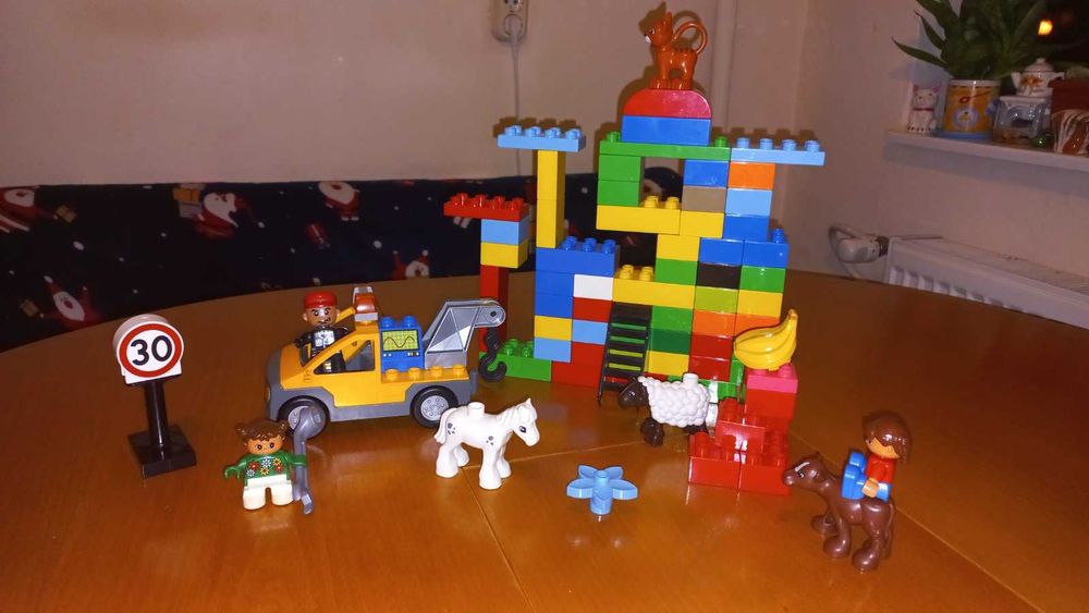 конструктори, дървен пъзел, дървено домино