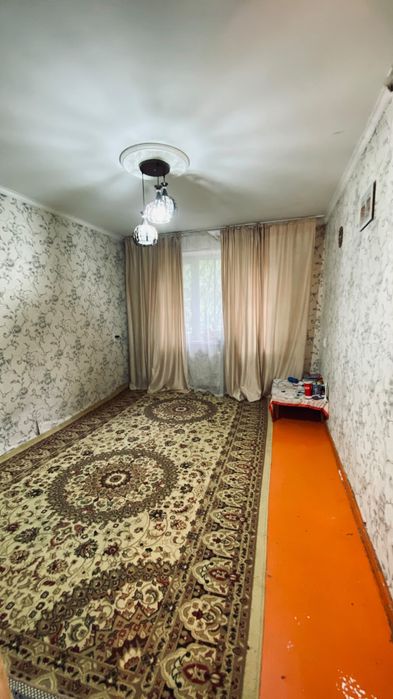 Продаётся 1 ком.квартира в 6мкр дом 24
