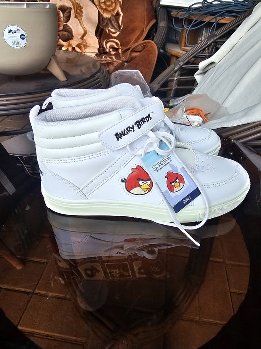 Обувь детская,кожаная.