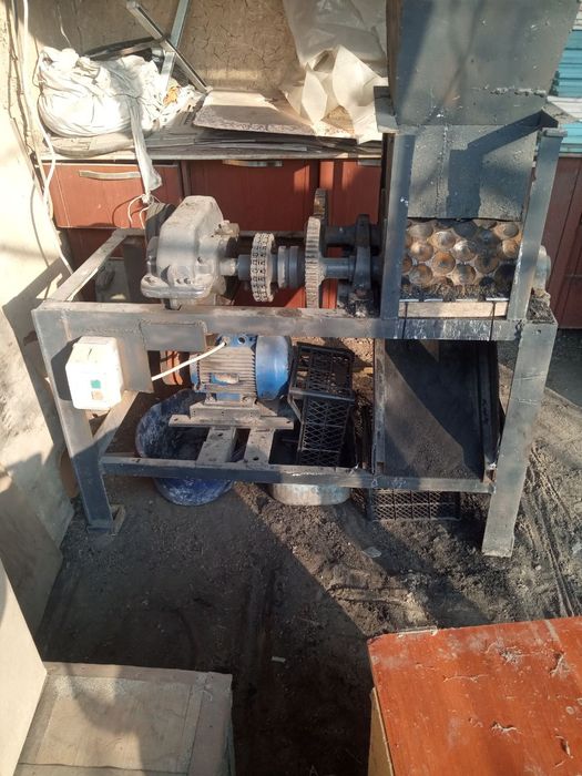 Брикет чикарадиган станок