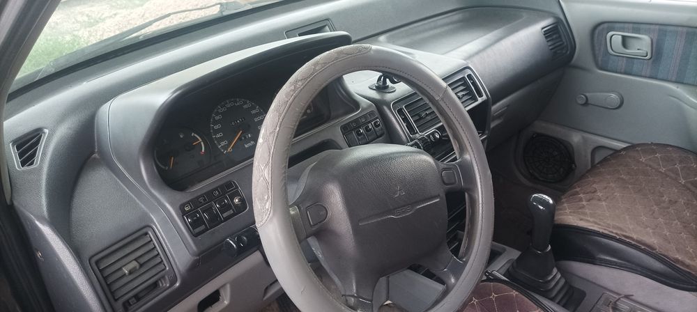 Продам Митсубиси спец рунер