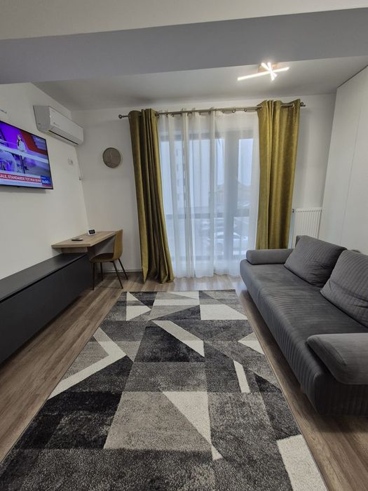 Inchiriez garsoniera