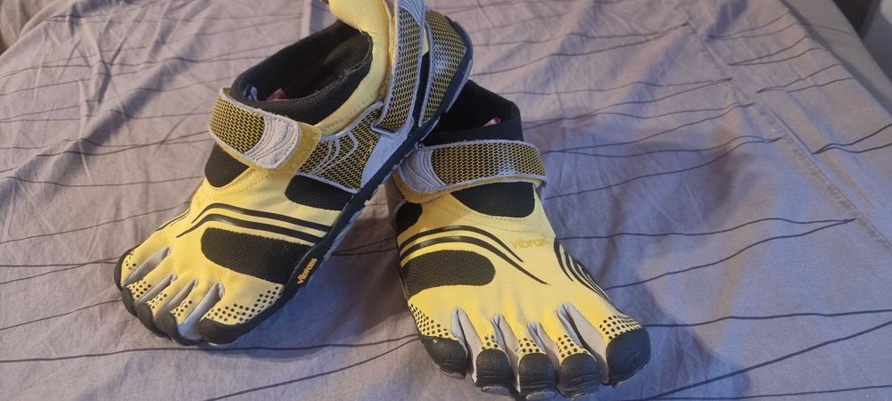 Vibram FIivefingers обувси с пръсти