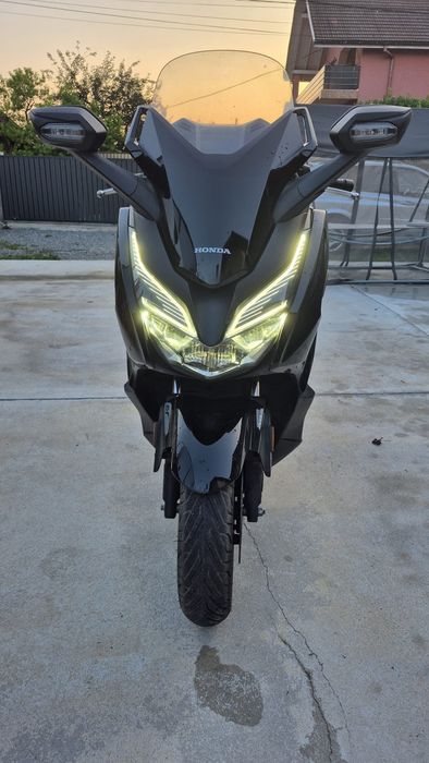 Scuter Honda Forza 125 2019