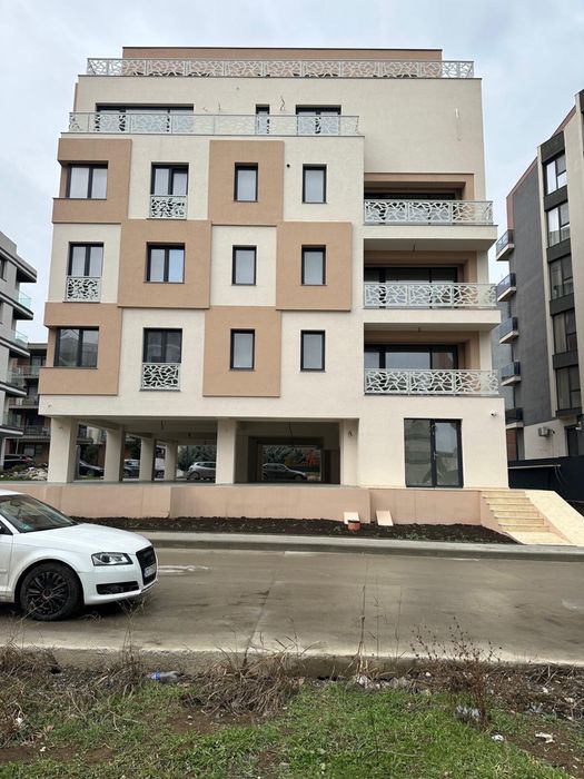 Apartament 3 camere, 86 mp, decomandat Tomis Plus + loc de parcare