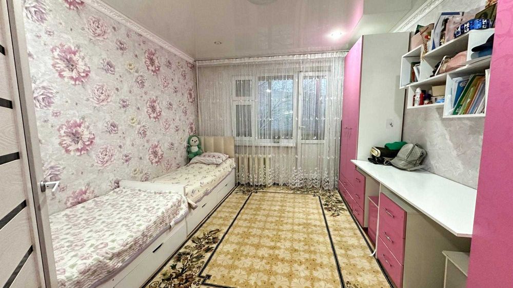 Продам 4х ком Жастар Данил Империя