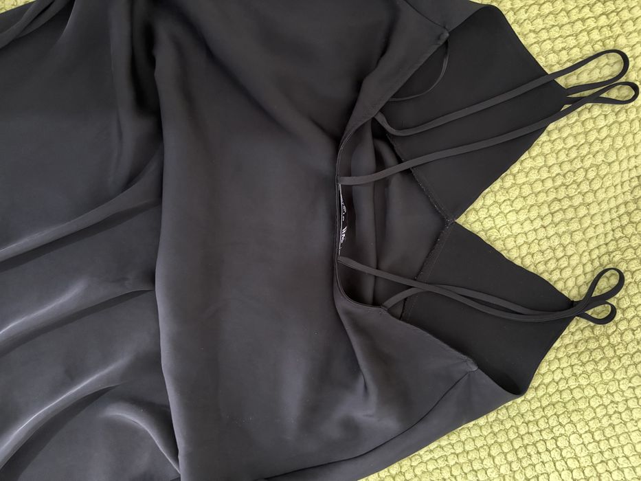 Платье в бельевом стиле Zara