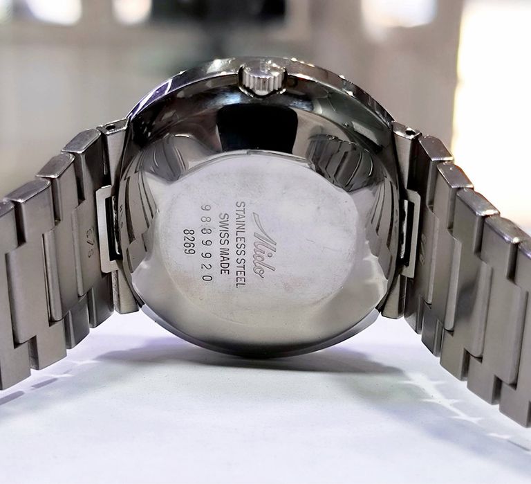 Mido Commander Ocean Star DataDay Diamante