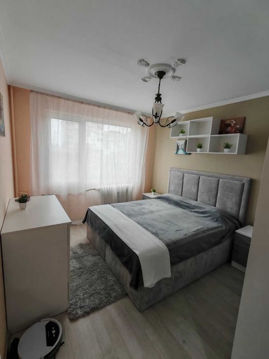 Продава се Тристаен апартамент в София, Люлин 3 - 70 кв.м за 1348 €/кв.м - Снимка #12
