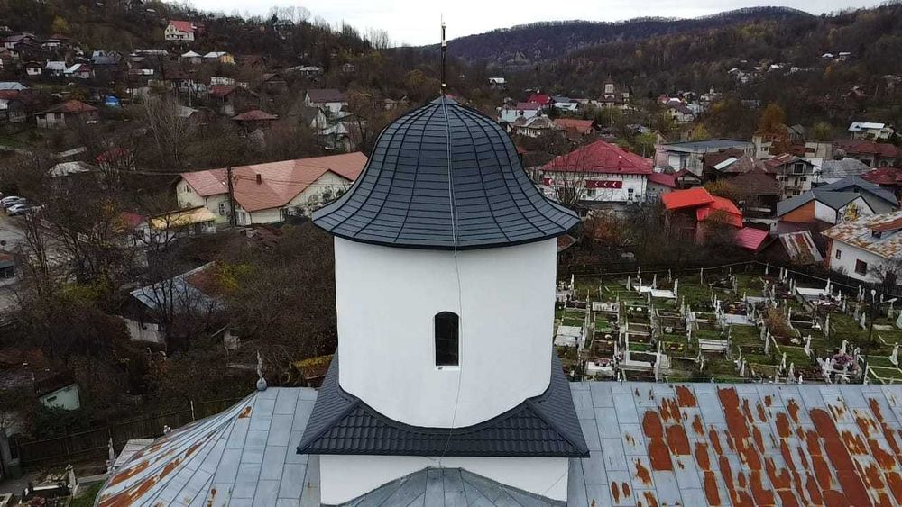 Renovari Acoperis Biserica