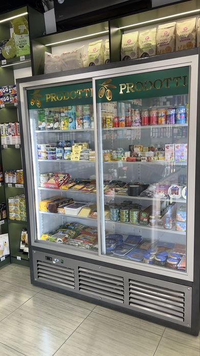 Magazin va kafe uchun vitrinali xolodilnik 160×200 sm.
