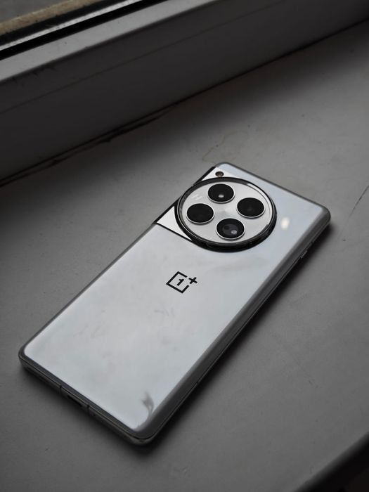 Oneplus 12 в идеальный состояние