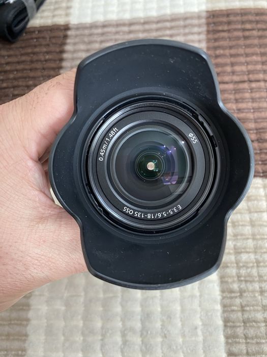 Sony 18-135mm почти новый