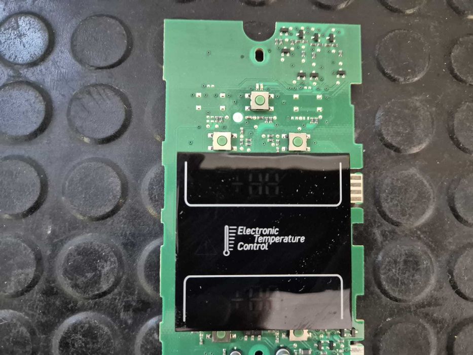 Placa electronica , modul display si afisaj combina frigider Hotpoint Ariston 21020934501 cod /R23