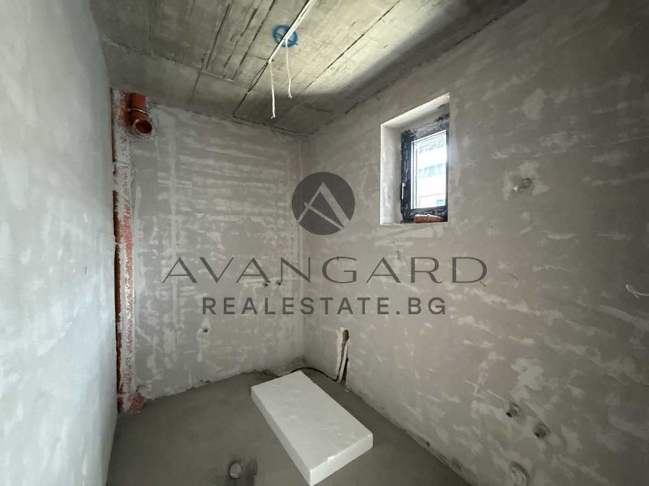 Продава се Къща в с. Белащица, Област Пловдив - 330 кв.м за 1623 €/кв.м - Снимка #4