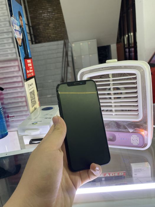 iPhone X в отличном состоянии