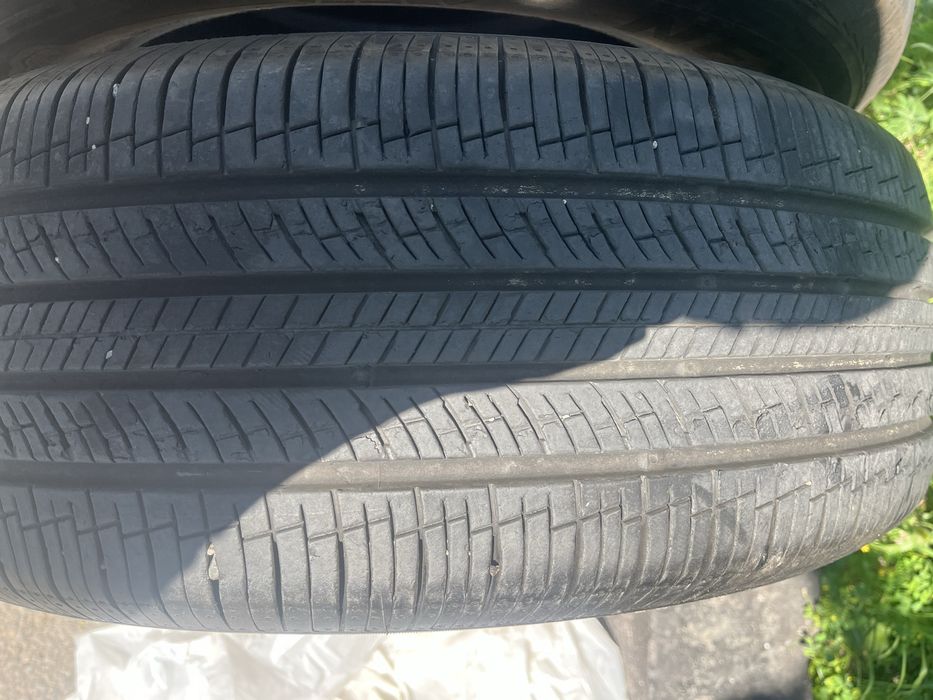 Продам комплект 235/65/17