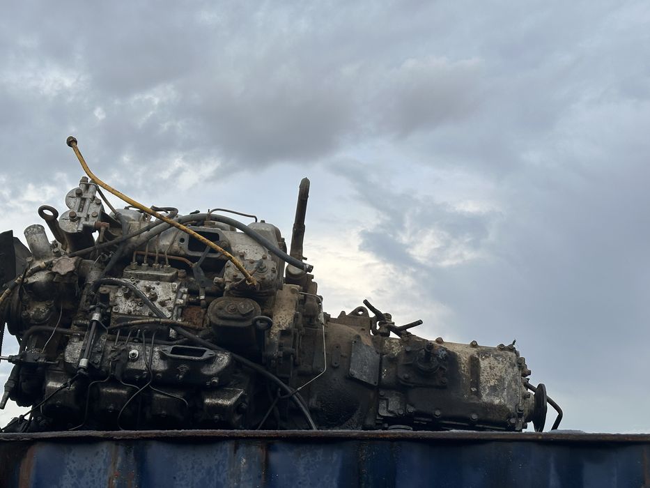 Двигатель и кпп камаз