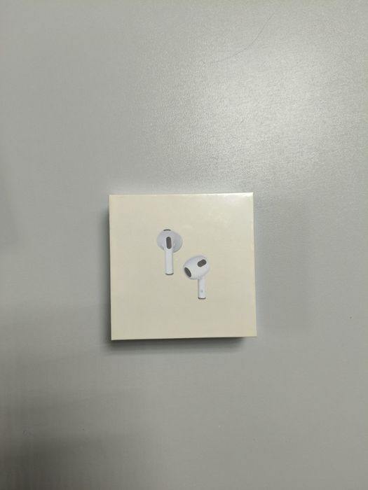 Наушники новые продам