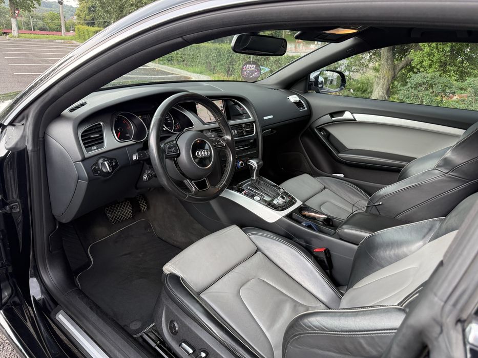 Audi A5 3.0TDI 245cp - S-line/ Distronic/ Keyless / Exclusive