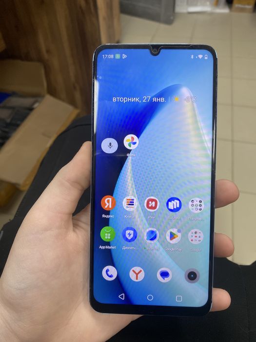Продаю телефон Realme note 50