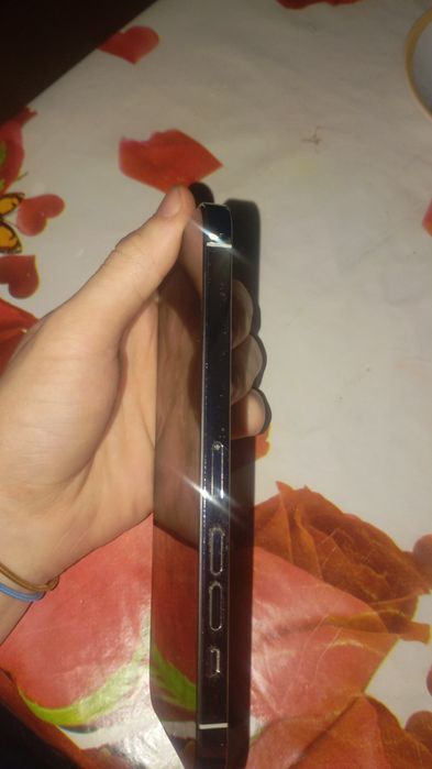 iPhone 13 Pro Max 128 GB Silver – display defect (pentru reparație)