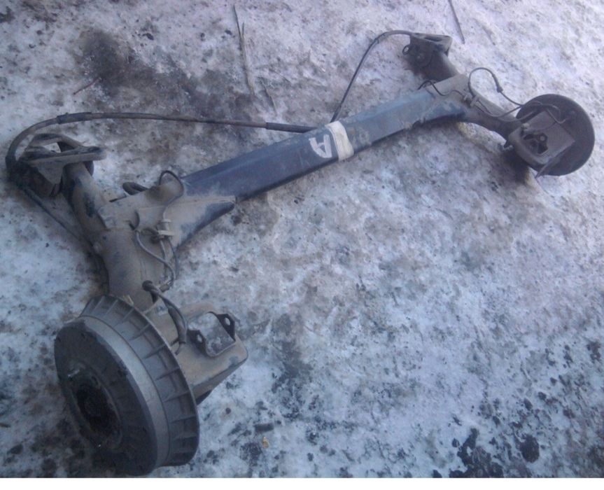 Балка задняя приора