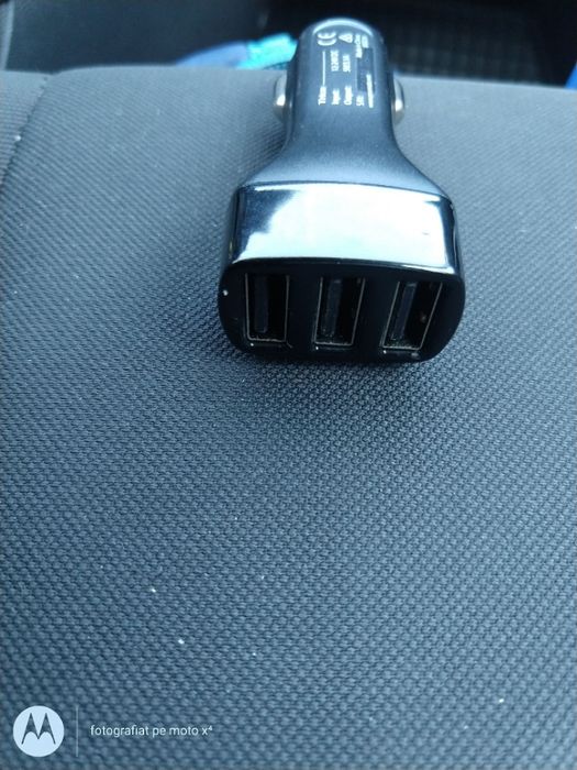 Charger Auto 3 porturi 3.4 A