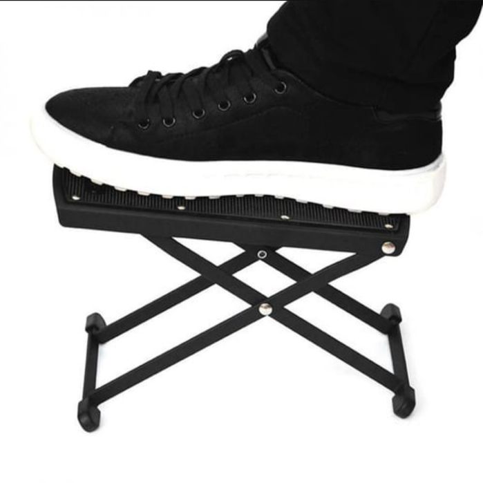 Oyoq  stoykasi sotiladi