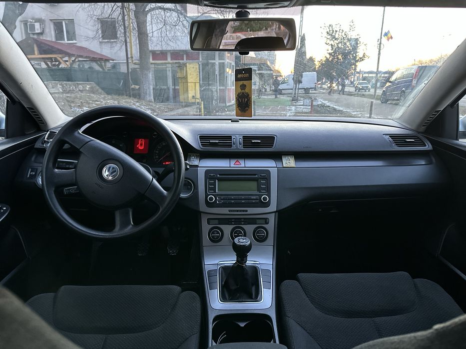 Passat B6 - 2.0 tdi - 2006 - Clima - Pilot Automat - Computer de bord