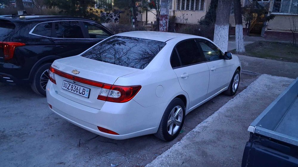 Срочно мошина сотяпман Эпика холати ало ранги жемчуг 2011 йил