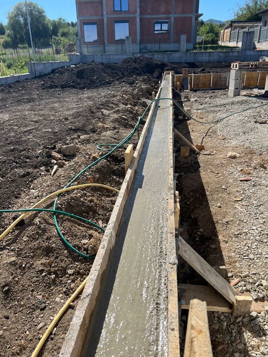 Oferim servicii în construcții
