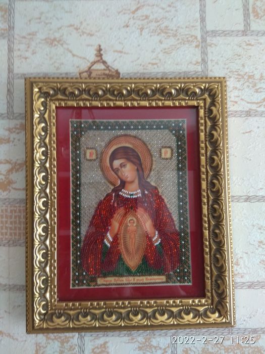 Продам картины вышитые крестиком