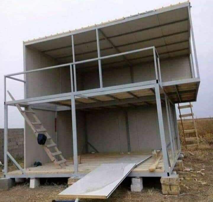 Vand container tip casuta 8x5m