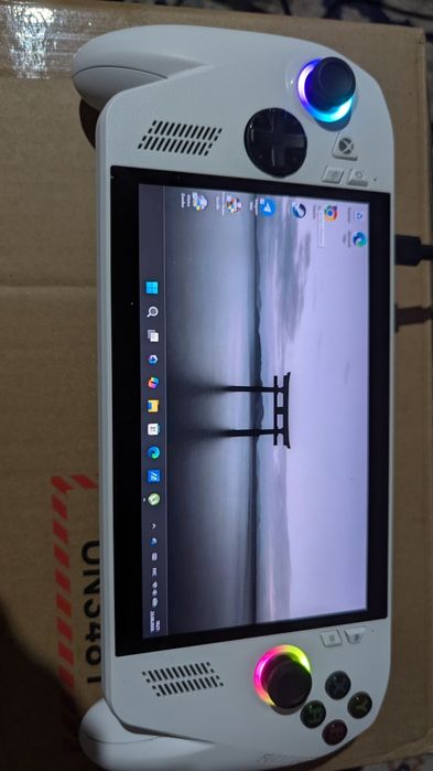Asus ROG ally z2 a