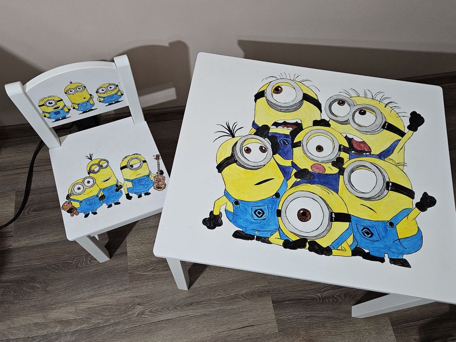 Дървено детско столче и маса