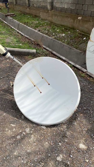 Спутниковая тарелка б/у