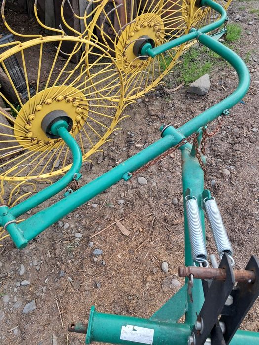 Vând grebla tip soare