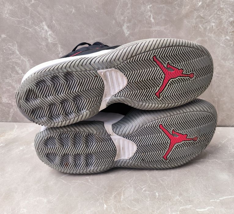 Nike Jordan номер 45,5