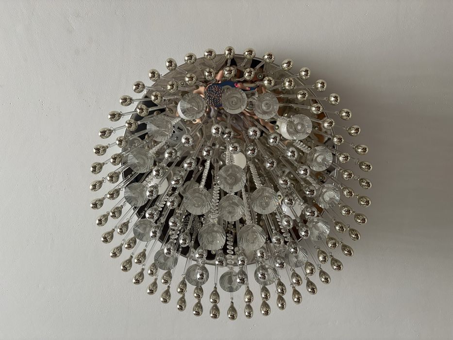 Люстра с подвесками