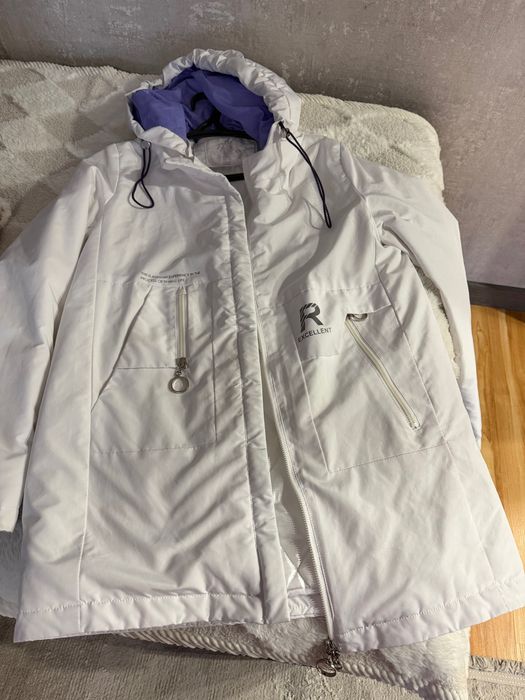 Продам одежду куртки пуховик и т.д