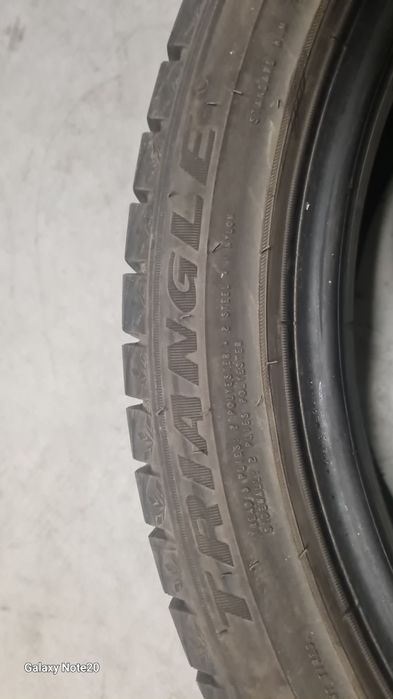 Зимни гуми 225/45/19