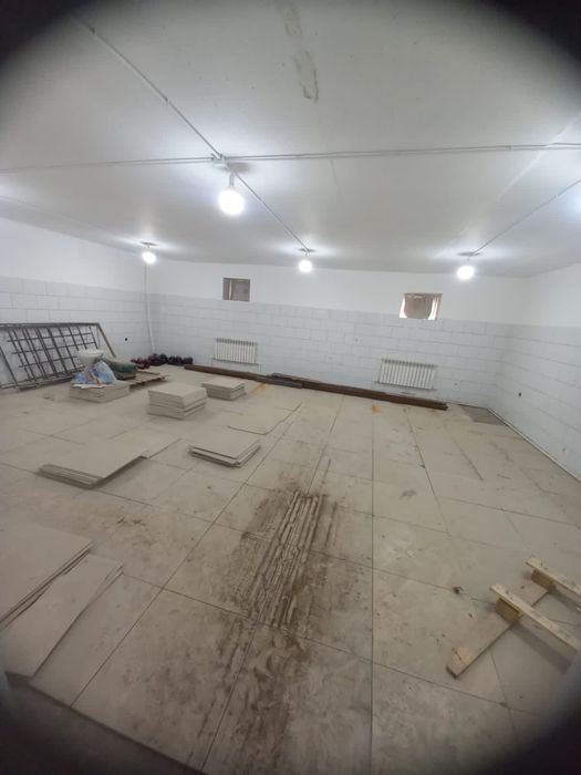 Продам 3 комн.квартиру 210 кв