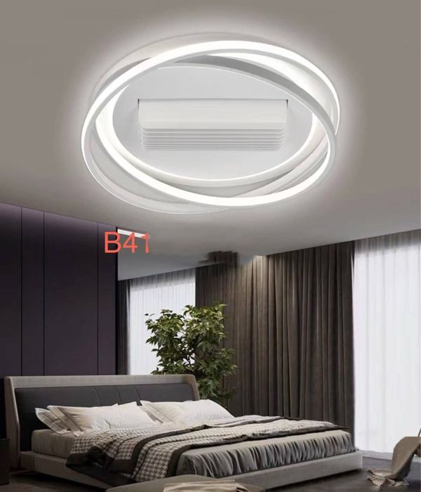 Вентилятор Люстра  hi tech