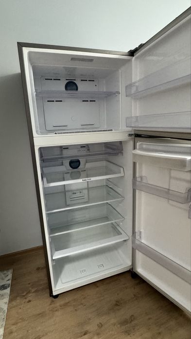 Холодильник Samsumg